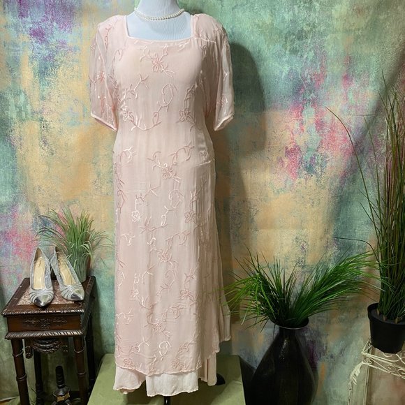 📌 Lolette  Vintage Embroidered Chiffon Dress - Picture 1 of 13